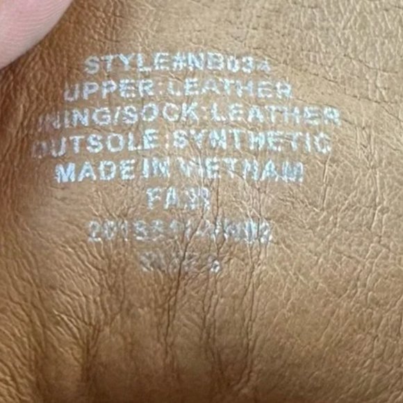 Madewell The Citywalk Lugsole Hiker Boot in Leather, size 6 - Picture 6 of 7